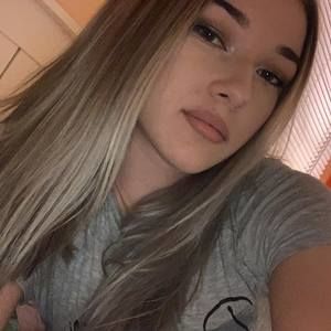 Meet your Posher, Jovana